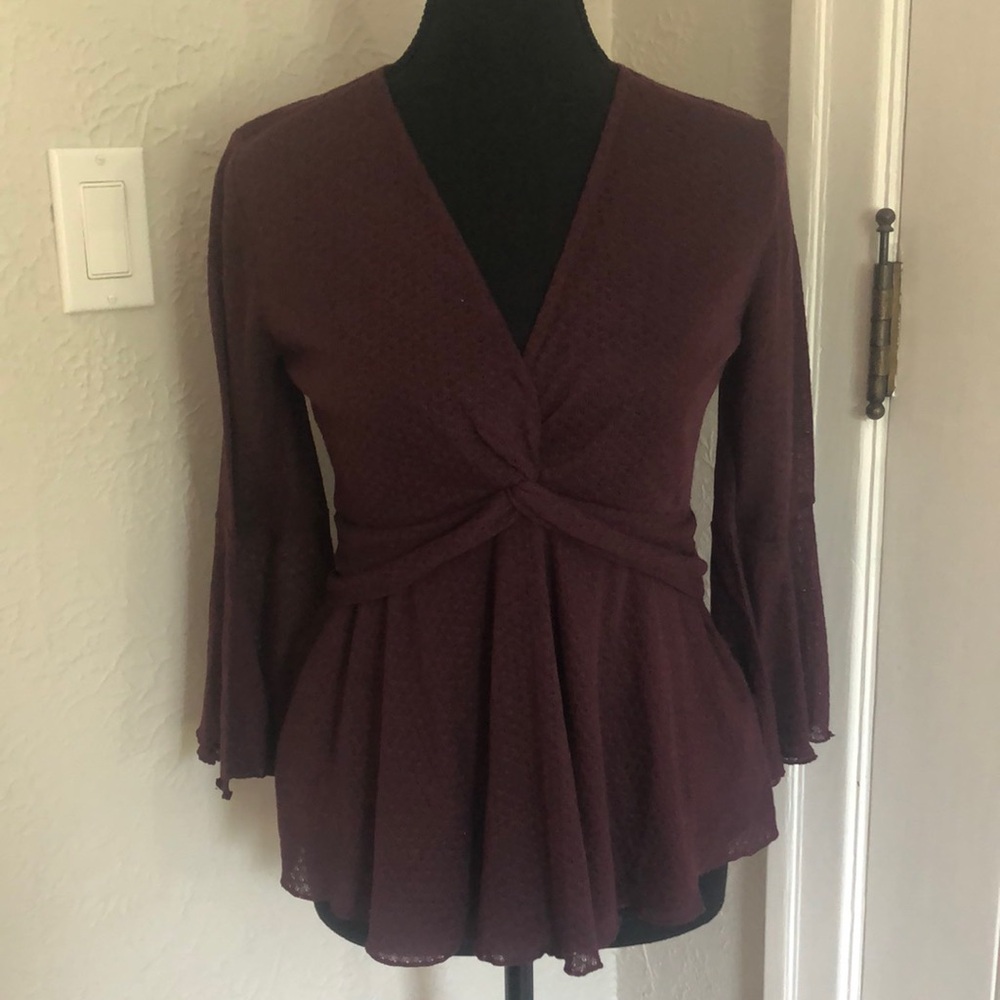 Ladies NWT Maurices Burgundy Long Sleeve Top - Size Small